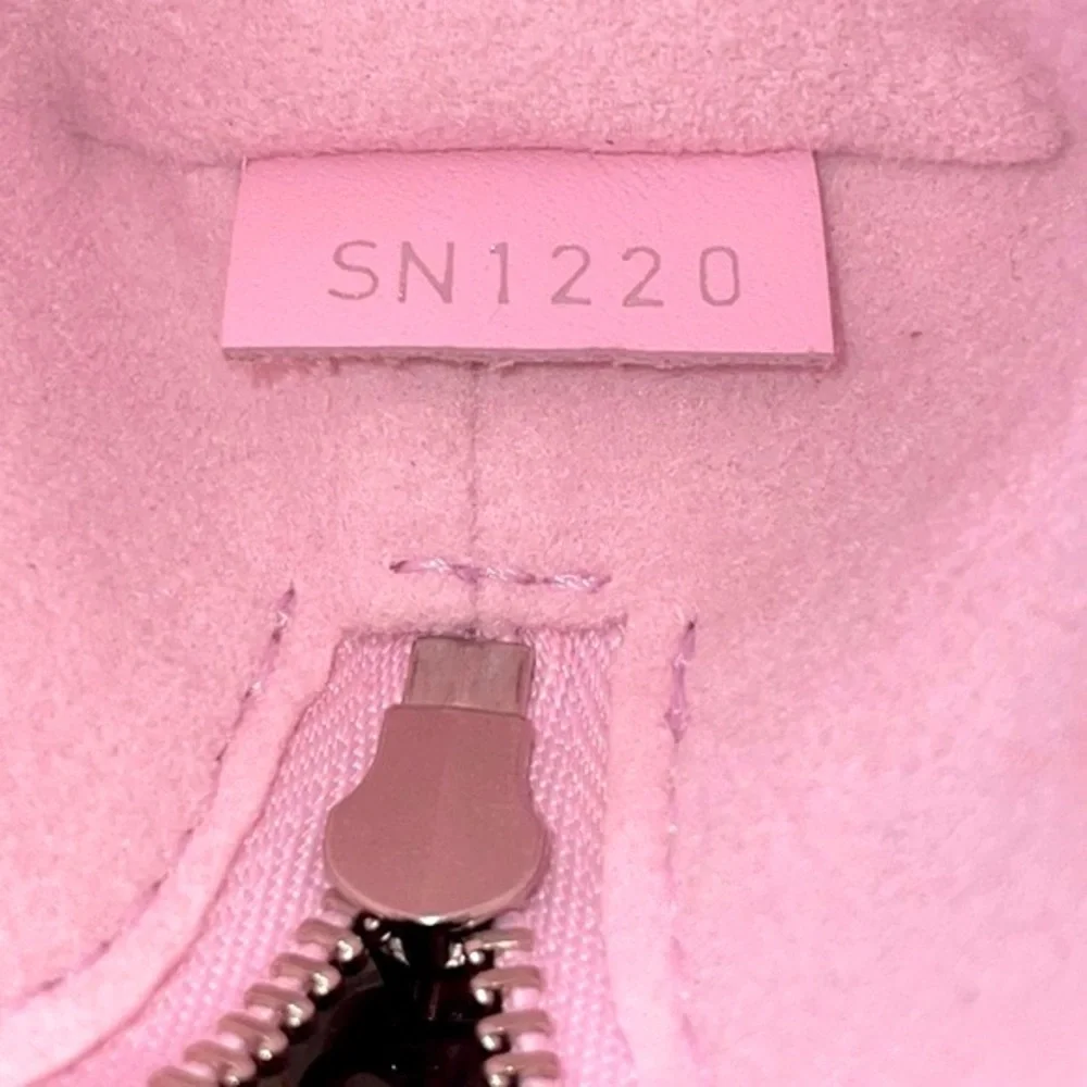 Louis Vuitton full inclusion